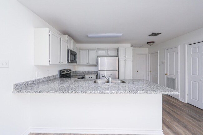 Building Photo - 752 Buffalo Ct