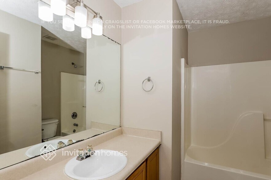 Building Photo - 309 Cedar Ln