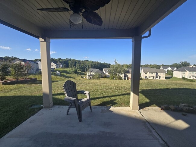 Building Photo - Beautiful Home located in Bridge Pointe Ne...