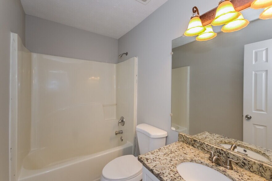 Building Photo - 758 Kilkenny Cir