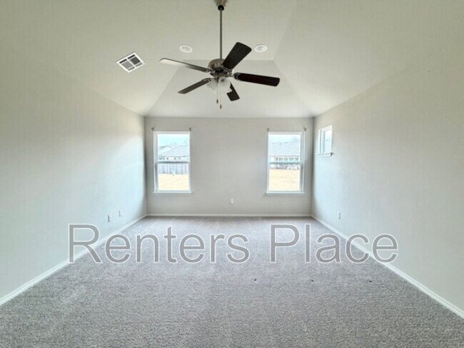 Building Photo - 1813 E Van Buren St