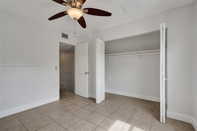 Building Photo - 4600 SW 67th Ave