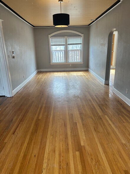 Building Photo - 4802 Capitol Ave