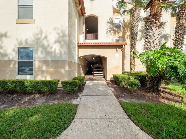 Building Photo - Bona Vista - 831 CW 104