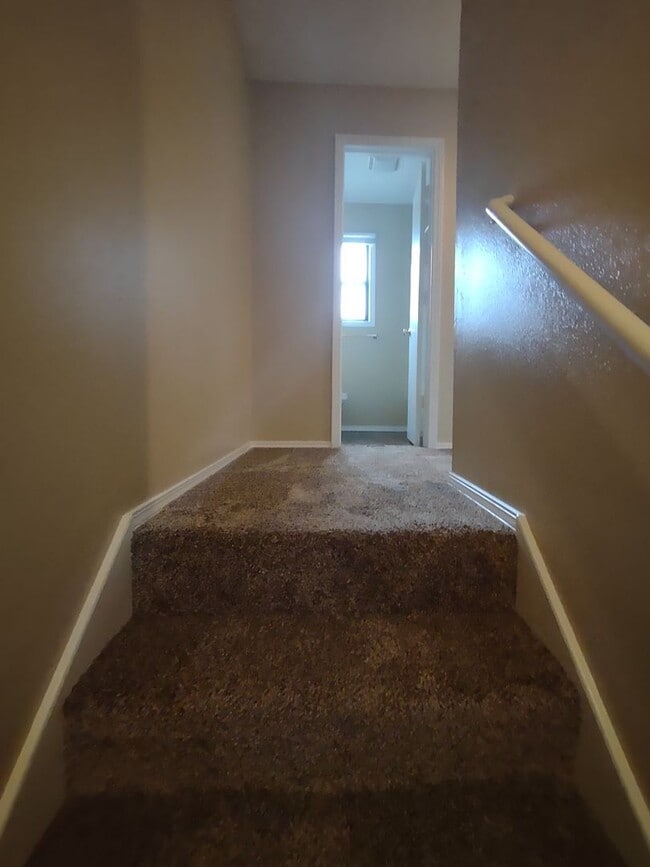 Building Photo - Townhome with a Great Location (Magnolia)