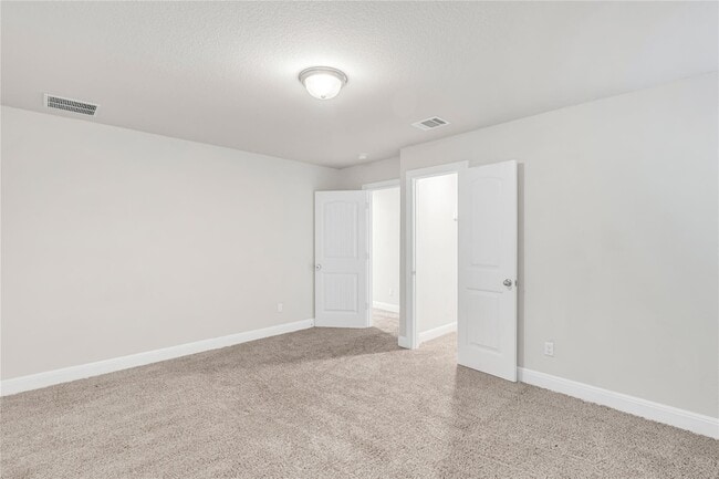 Building Photo - 5300 Cipriano Dr