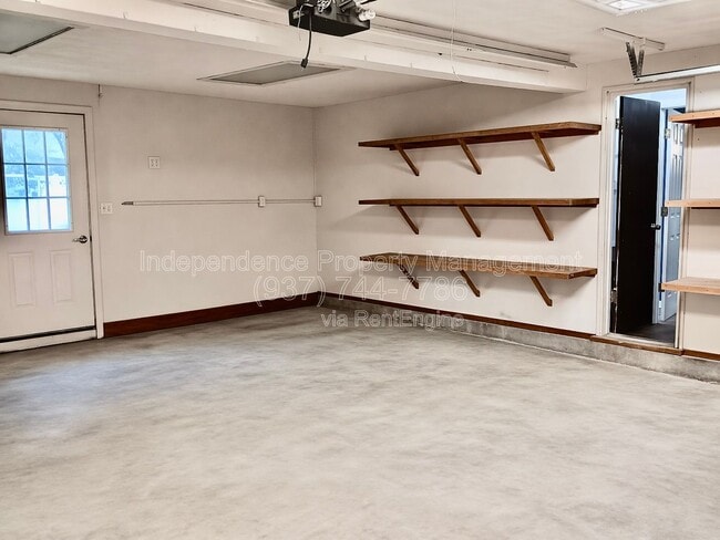 Building Photo - 1173 Navaho Dr