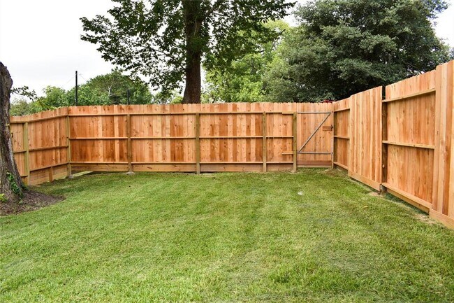 Building Photo - 4746 3rd St