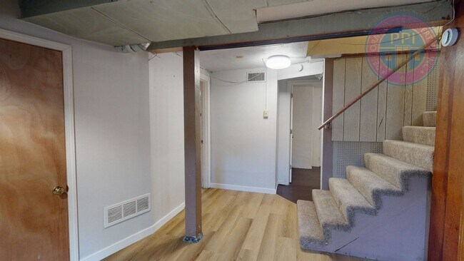 Building Photo - 4771 N Willamette Blvd
