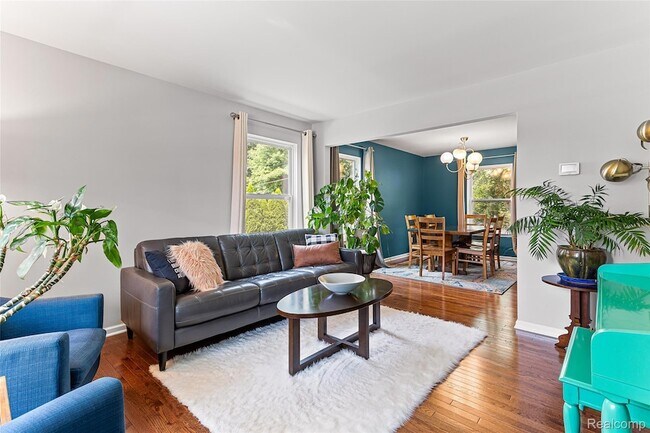 Building Photo - 32724 Laurelwood Ct
