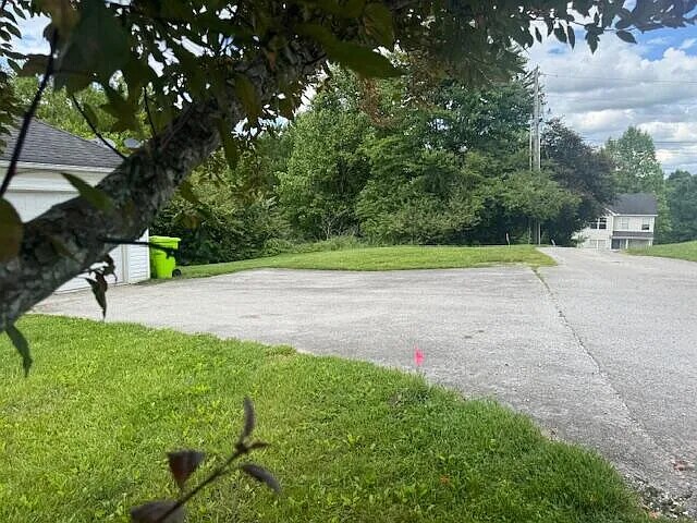 Building Photo - 77 Bethy Rd