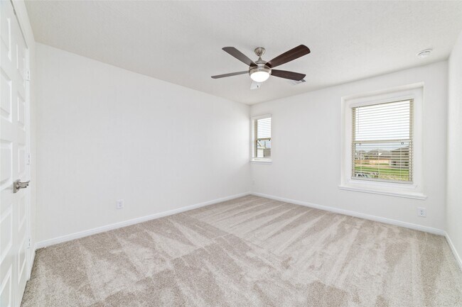 Building Photo - 7731 Coral Ky Dr