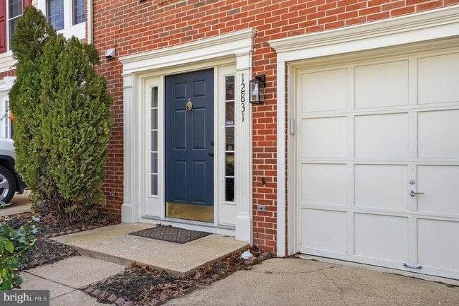 Building Photo - 12831 Silvia Loop