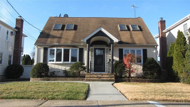 Building Photo - 367 Columbus Pkwy