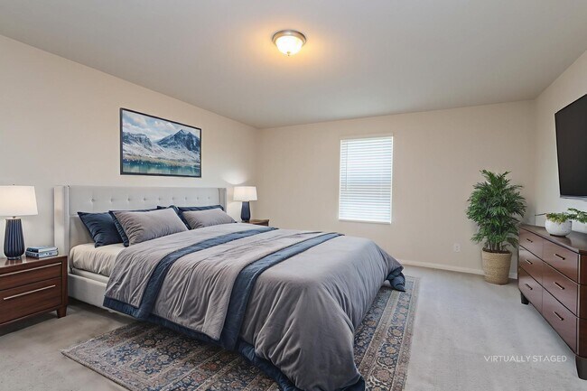 Building Photo - 10083 Cerritos dr