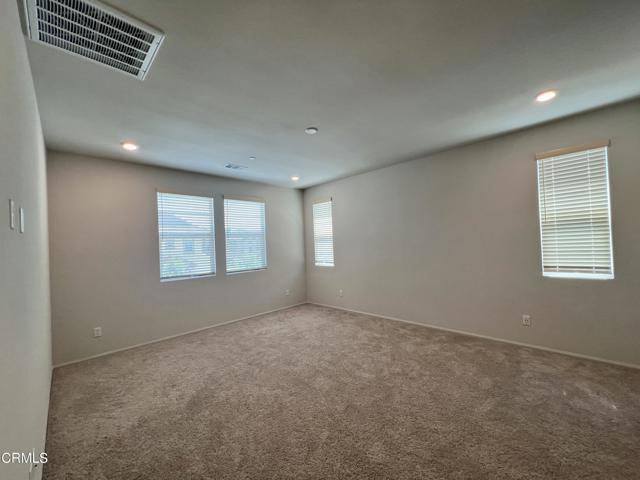 Building Photo - 40493 Birchfield Dr