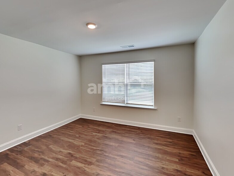 Building Photo - 13202 Jansen Ridge Way