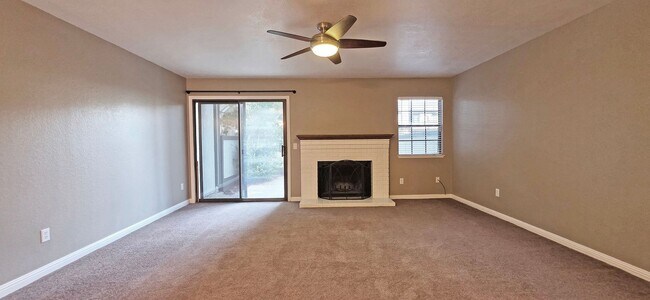 Building Photo - 210 Wales Dr