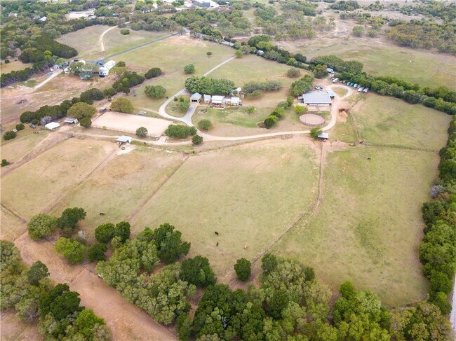 Building Photo - 15000 Fitzhugh Rd