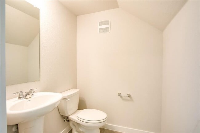 Building Photo - 603 Pheasant Hill Ln