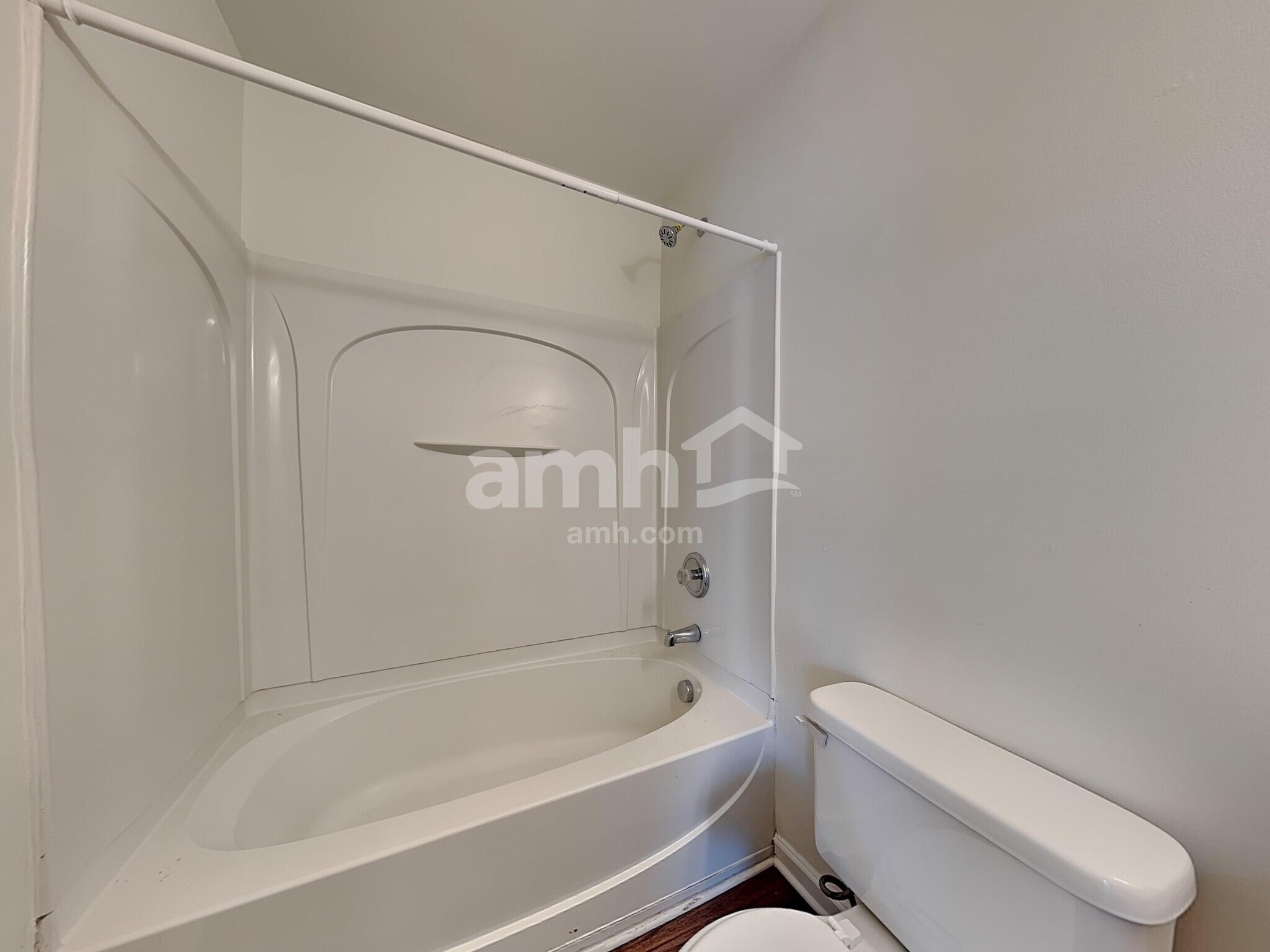 Building Photo - 201 Flanders Dr