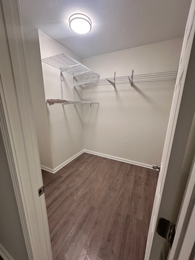 Building Photo - 1624 Caswell Pkwy