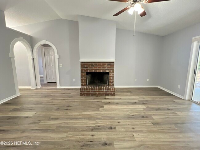 Building Photo - 2669 Lantana Lakes Dr E