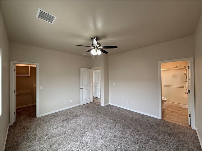 Building Photo - 3298 E Coarra Dr