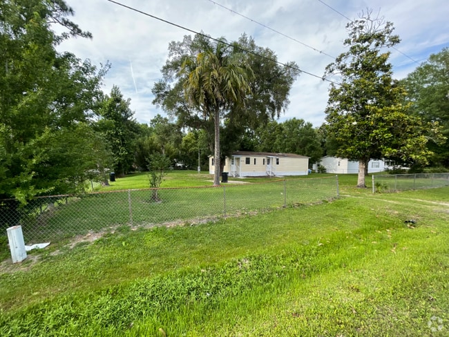 Building Photo - 15731 Trigonia St