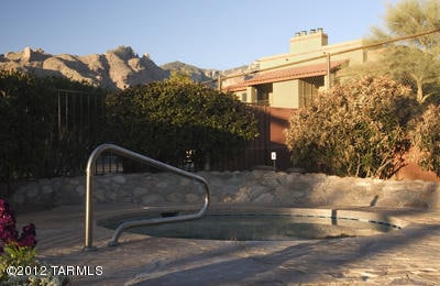 Building Photo - 6651 N Campbell Ave