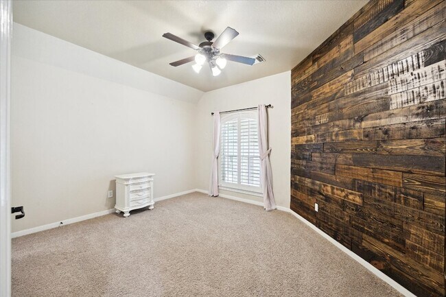 Building Photo - 9914 Slover Creek Ln