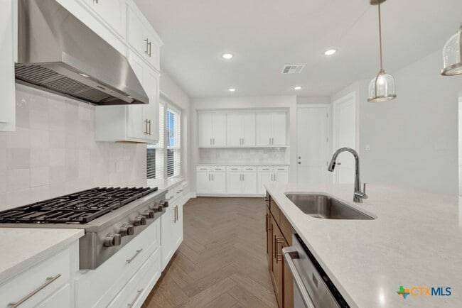 Building Photo - 1031 Lime Gruene