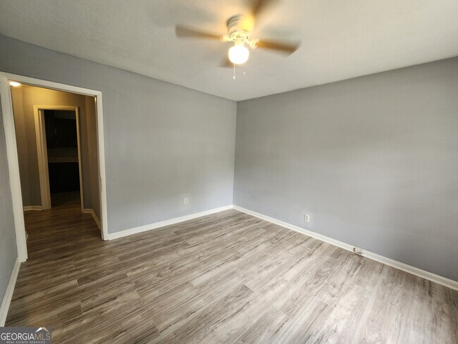 Building Photo - 2639 Willow St