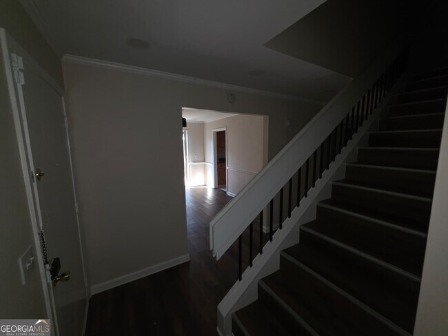 Building Photo - 76 Willowick Dr