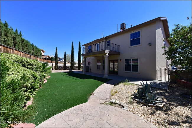 Building Photo - 14157 Robert Ituarte Dr