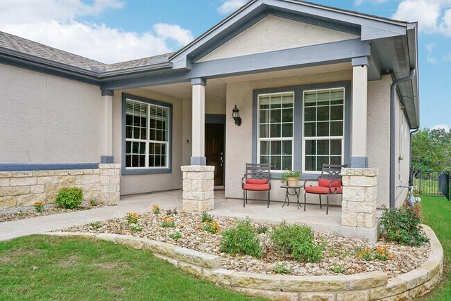 Building Photo - 207 Trinity Lane