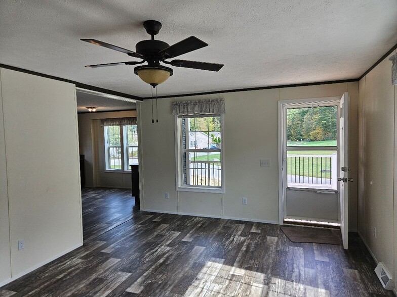 Building Photo - 22 Boulder Way