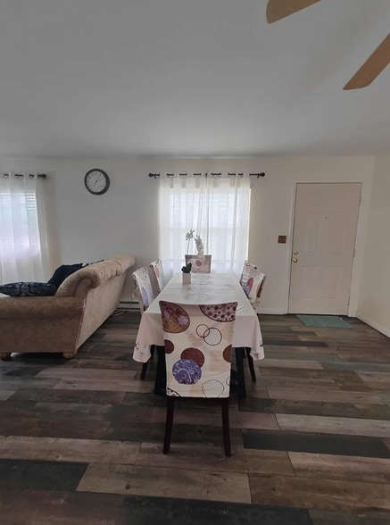 Primary Photo - 2600 N Beaumont Ave