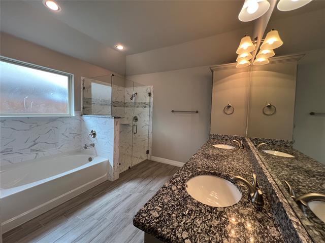 Building Photo - 148 Frank St