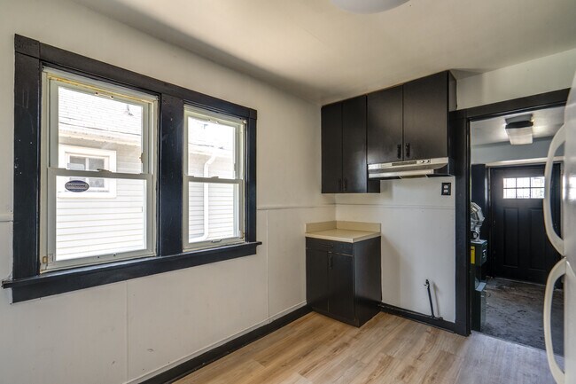 Building Photo - 12512 Mc Gowan Ave