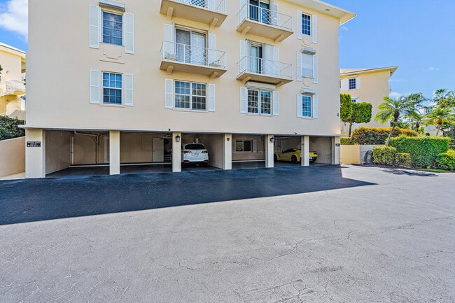 Building Photo - 2103 S Ocean Blvd