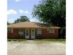 Primary Photo - 628 Kirkwood St