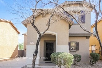 Building Photo - 18545 W Legend Dr