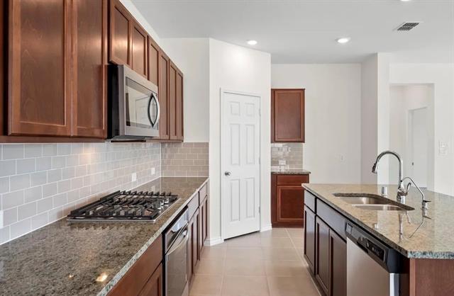 Building Photo - 336 Rainbow Cactus Dr