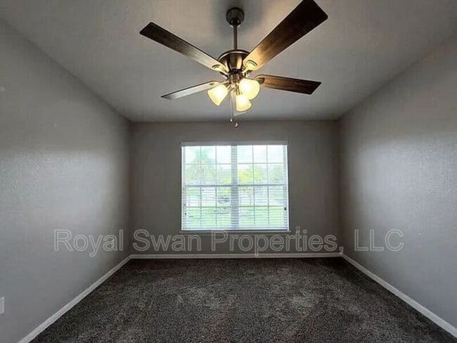 Building Photo - 2149 Winterset Dr
