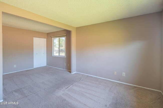 Building Photo - 5210 W Monte Cristo Ave