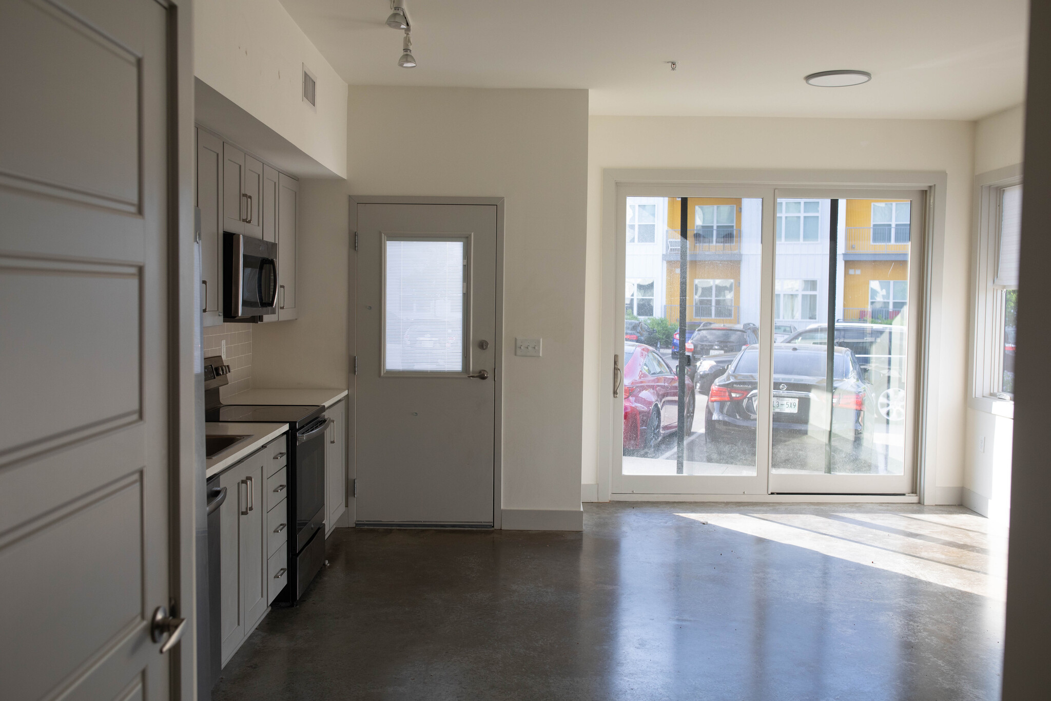 Main Room (all concrete floors) - 376 Herron Dr