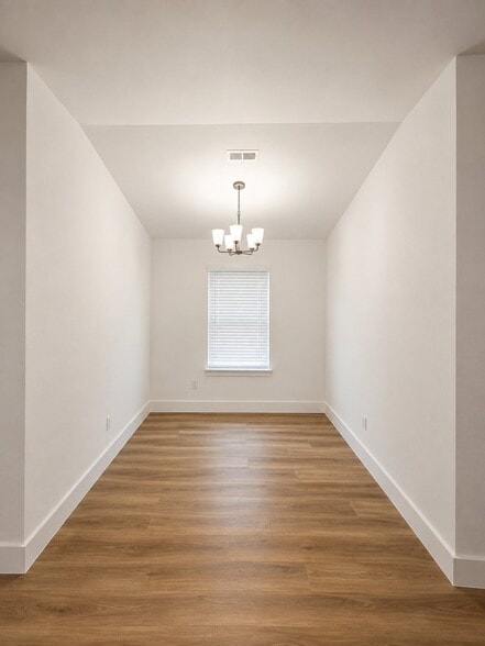 Building Photo - 2631 Elstar Ct
