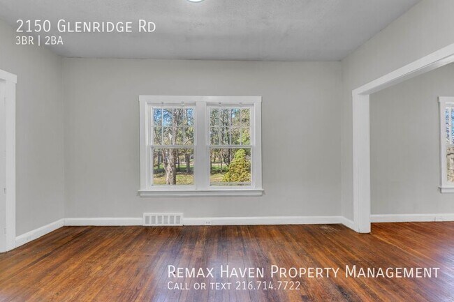 Building Photo - 2150 Glenridge Rd