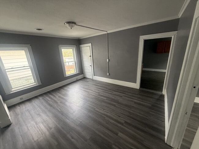 Building Photo - 2153 W 96th St